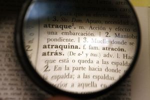 diccionario_lupa_n-640x640x80