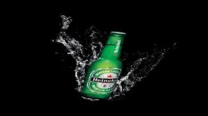 100321721-20_Heineken_Bottle_in_water_1.530x298